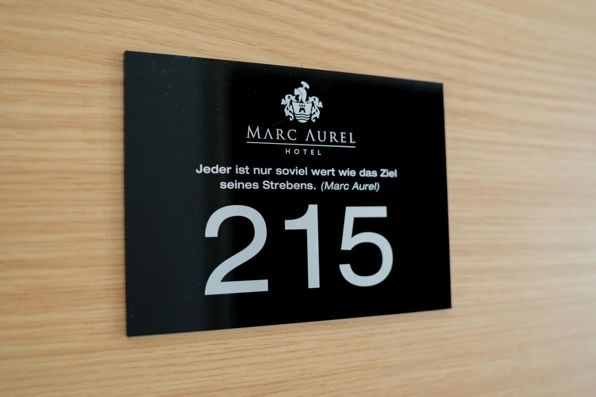 Hotel Marc Aurel Petronell Exterior foto